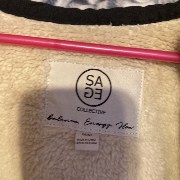 Sherpa lined jacket - Picture 2 of 4